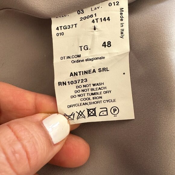 Armani Collezioni Suit - Picture 5 of 7